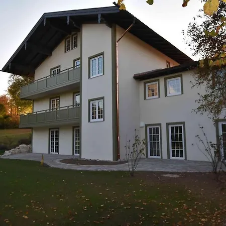 Schickes In Landhausvilla Am Chiemsee *