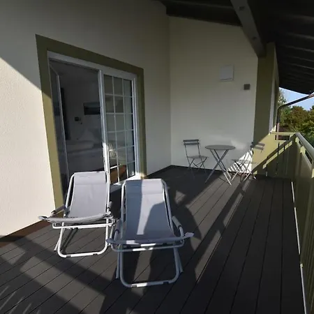 Schickes In Landhausvilla Am Chiemsee Apartmán *